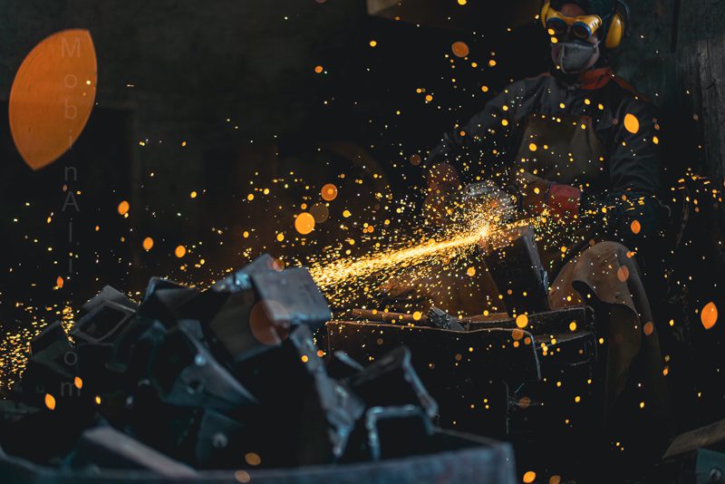 نماهای سینمایی و کلوزآپ قطعات — Photography of Industrial Components